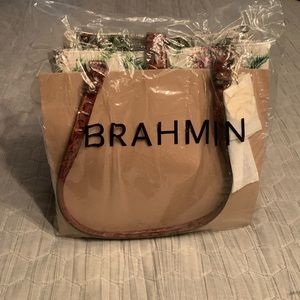 Brahmin pocketbook